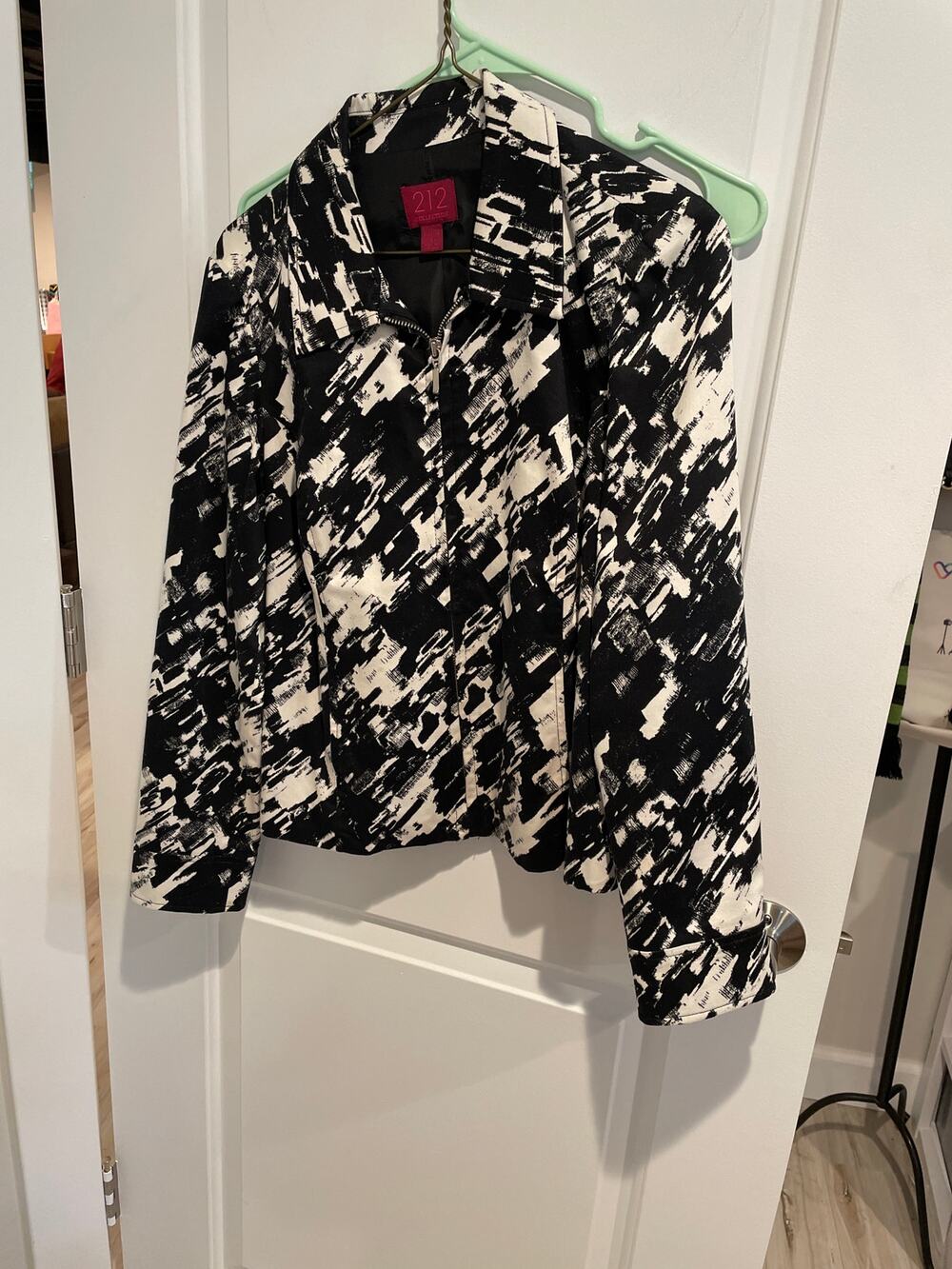 212 collection black and white zip jacket and black skirt size 8